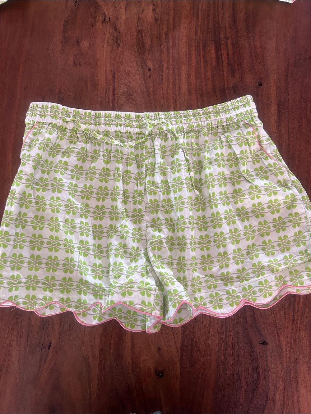 NWT Brooks Avenue Green Scalloped Pajama Set w/ Matching Bag Large - Picture 4 of 9